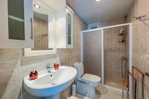 2+1 Lejlighed i Mahmutlar, Antalya, Tyrkiet Nr. 138817 - 22