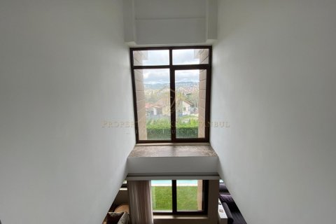 7+1 Villa  in Zekeriyakoy, Istanbul, Turkey No. 147439