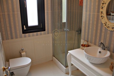 5+1 Villa  i Zekeriyakoy, Istanbul, Tyrkiet Nr. 147440 - 10