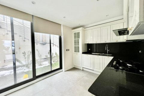 7+1 Villa  in Zekeriyakoy, Istanbul, Türkei Nr. 147436 - 4