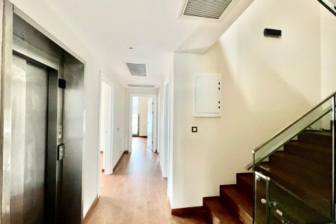 7+1 Villa  in Zekeriyakoy, Istanbul, Türkei Nr. 147436 - 14