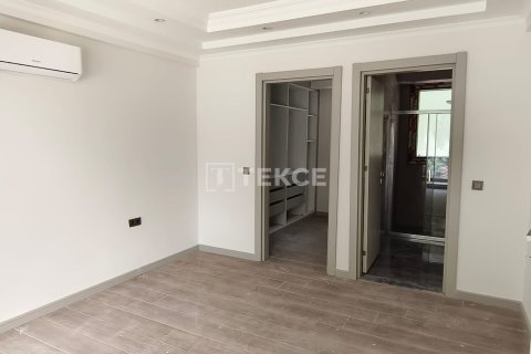 4+1 Villa  in Fethiye, Mugla, Türkei Nr. 194022 - 28
