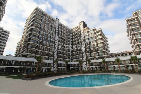 Apartment for sale in Beylikduezue, Istanbul, Turkey, 4 bedrooms, 217m2, No. 69384 – photo 2