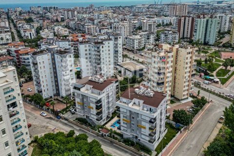 Wohnung  in Konyaalti, Antalya, Türkei Nr. 111605