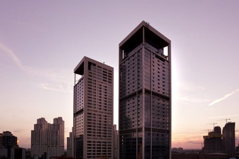 Продажа квартиры в Стамбуле, Турция 2+1, 242м2, №119249 – фото 2