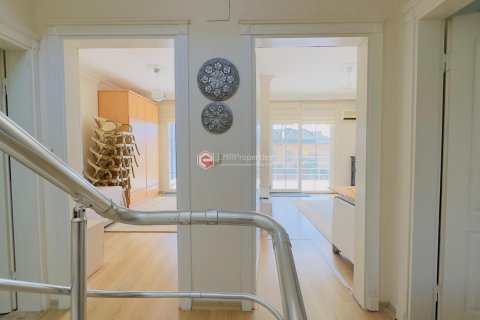 Villa for sale in Alanya, Antalya, Turkey, 4 bedrooms, 220m2, No. 191978 – photo 22