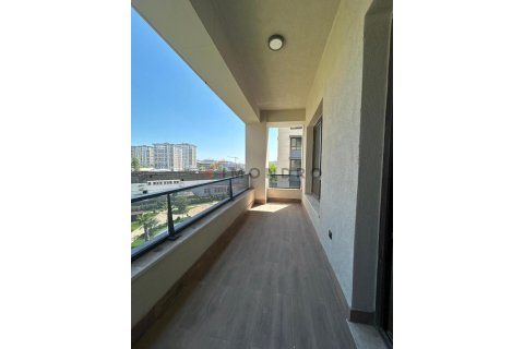 5+1 Wohnung  in Zeytinburnu, Istanbul, Türkei Nr. 152111 - 8