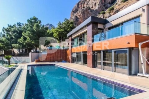 Villa  i Konyaalti, Antalya, Tyrkia Nr. 47690
