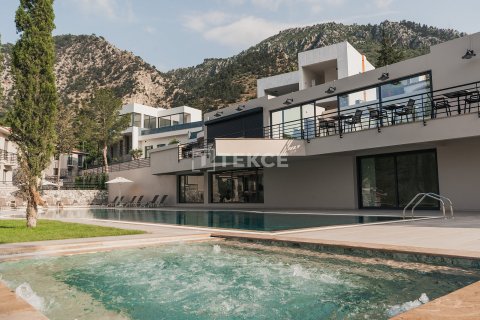 2+1 Takleilighet  i Girne,  Nr. 190080