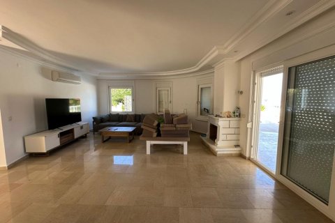 Villa for sale  in Kargicak, Alanya, Antalya, Turkey, 200m2, No. 206915 – photo 3