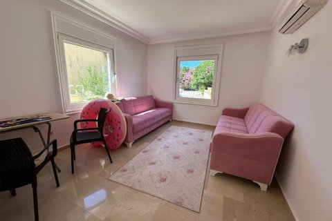 Villa for sale  in Kargicak, Alanya, Antalya, Turkey, 200m2, No. 206915 – photo 9