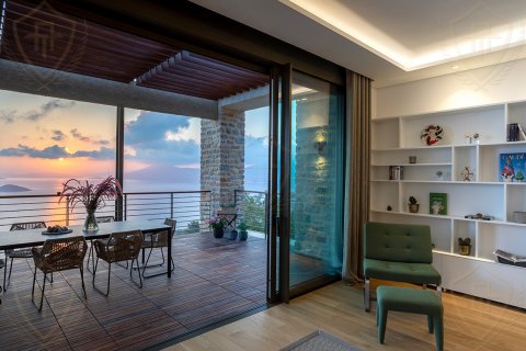 2+1 Wohnung  in Bodrum, Mugla, Türkei Nr. 147723 - 2
