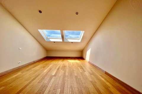5+1 Leilighet i Istanbul, Tyrkia Nr. 147726 - 6