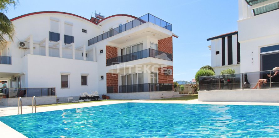 4+1 Apartment in Belek, Antalya, Turkey No. 190404
