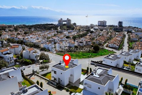 Villa  in Kusadasi, Aydin, Turkey No. 120464