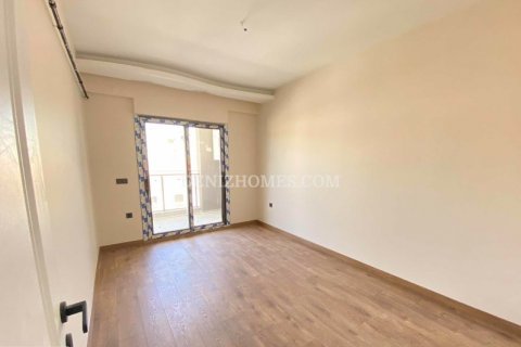 Villa  i Karsiyaka, Girne,  Nr. 120463 - 6