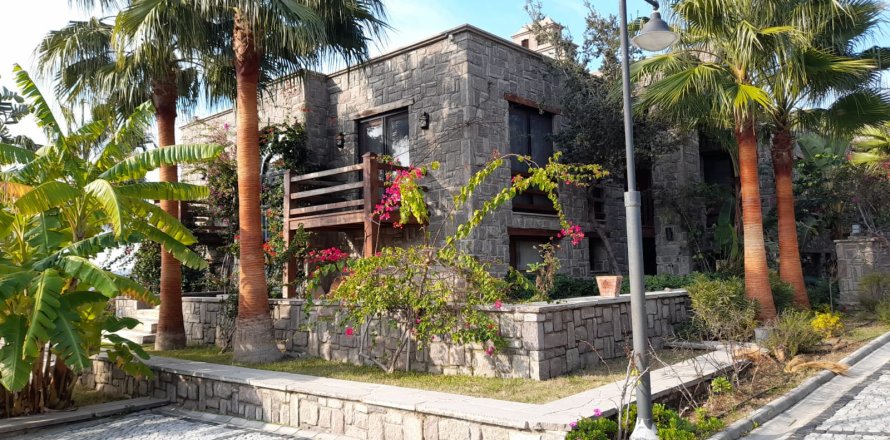 6+1 Villa i Bodrum, Mugla, Tyrkiet Nr. 131175