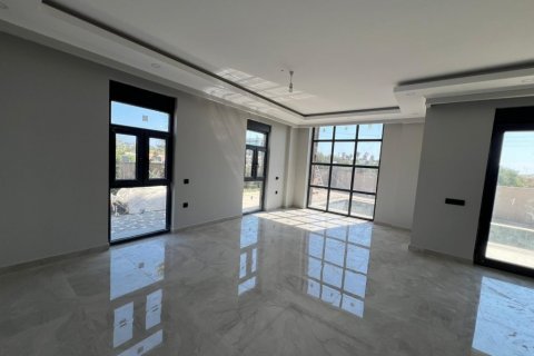 Продажа виллы в Аланье, Анталье, Турция 4 комн., 250м2, №206547 – фото 9