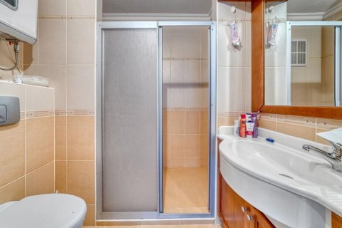 2+1 Leilighet  i Mahmutlar, Antalya, Tyrkia Nr. 135219 - 17