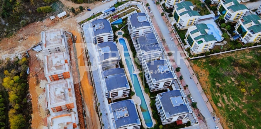 Apartment in Konyaalti, Antalya, Turkey No. 113553