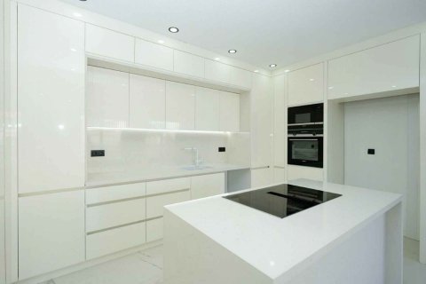 Продажа квартиры в Коньяалты, Анталье, Турция 2+1, 140м2, №210383 – фото 7