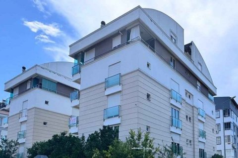 2+1 Apartment  in Muratpasa, Antalya, Turkey No. 210384