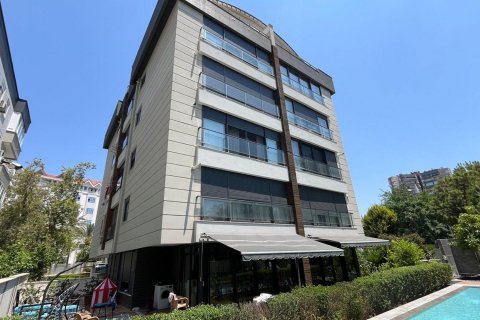 2+1 Apartment  in Muratpasa, Antalya, Turkey No. 210385