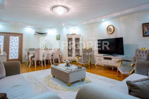 آپارتمان در Konyaalti،  Antalya ، ترکیه 200 متر مربع.  شماره 50143 - 13
