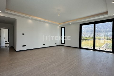 4+1 Villa  i Girne,  Nr. 149803 - 21
