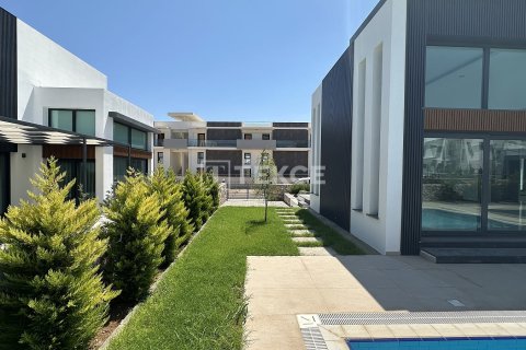 4+1 Villa  i Girne,  Nr. 149803 - 8