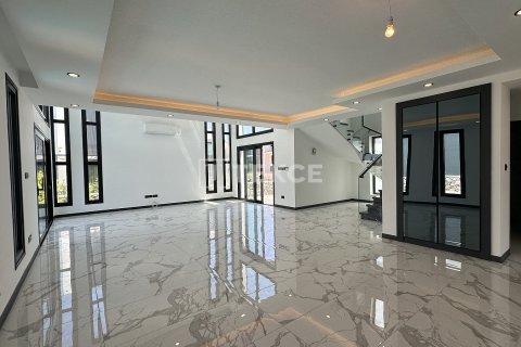 4+1 Villa  i Girne,  Nr. 149803 - 18
