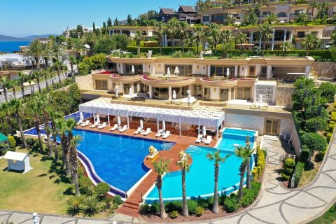 5+1 Villa i Bodrum, Mugla, Turkiet Nr. 210518 - 2
