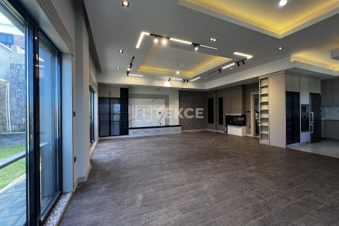 4+1 Villa  i Trabzon, Turkiet Nr. 45626 - 9