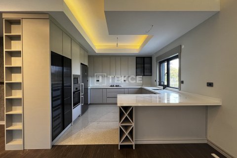4+1 Villa  i Trabzon, Turkiet Nr. 45626 - 11