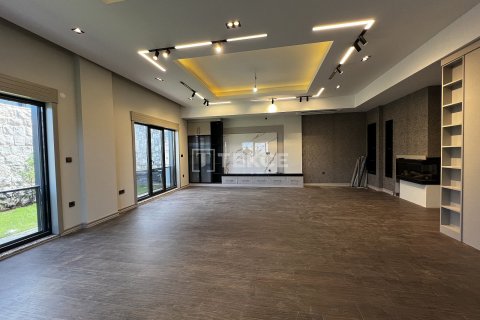 4+1 Villa  i Trabzon, Turkiet Nr. 45626 - 8