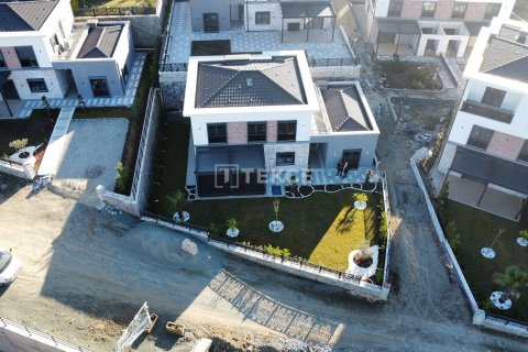4+1 Villa  i Trabzon, Turkiet Nr. 45626 - 18
