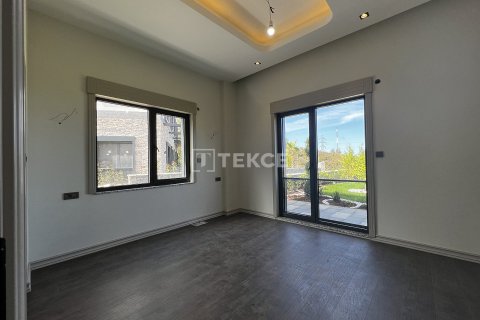 4+1 Villa  i Trabzon, Turkiet Nr. 45626 - 12