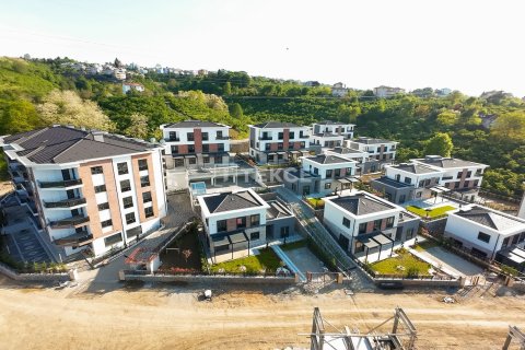 Вилла  5+1 в Трабзоне, Турция №45627