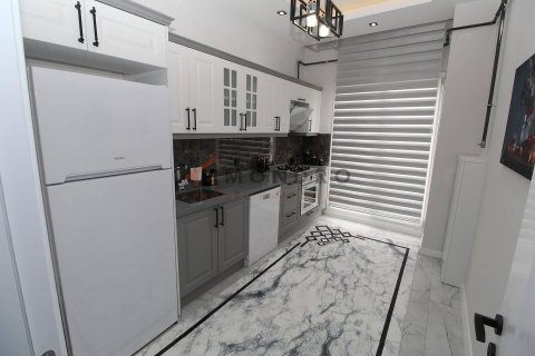 Продажа квартиры в Бююкчекмедже, Стамбуле, Турция 6+1, 230м2, №152019 – фото 11