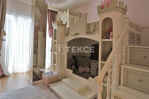 Продажа квартиры  в Стамбуле, Турция 3+1, 186м2, №190071 – фото 24