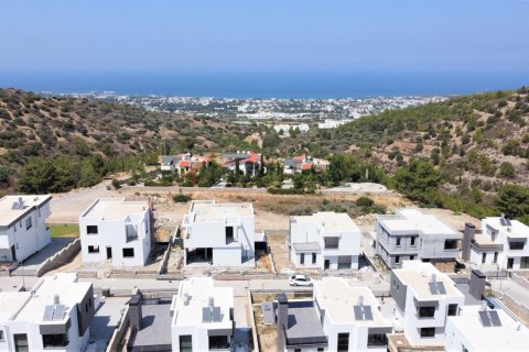 Villa for sale in Northern Cyprus, 4 bedrooms, 330m2, No. 152501 – photo 27
