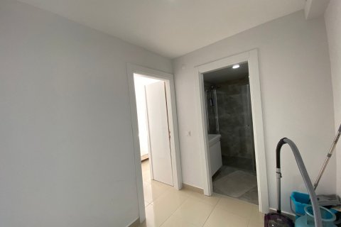Продажа квартиры в Махмутларе, Анталье, Турция 1+1, 82м2, №135189 – фото 13