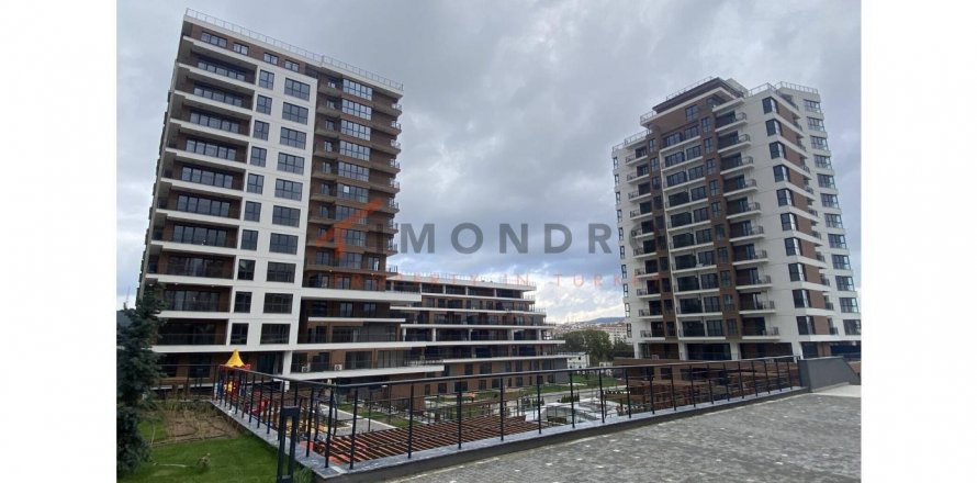 4+1 Lägenhet  i Umraniye, Istanbul, istanbul, Turkiet Nr. 152754