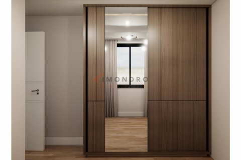 2+1 Wohnung in Besiktas, Istanbul, Türkei Nr. 210236 - 9