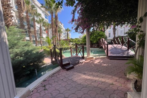 Daire  1+1  Antalya, Türkiye №211288