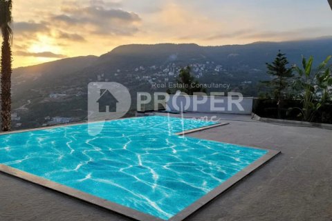 Продажа виллы в Аланье, Анталье, Турция 8 комн., 680м2, №113541 – фото 2