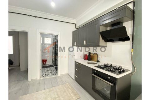 Villa for sale in Fatih, Istanbul, Turkey, 5 bedrooms, 250m2, No. 151702 – photo 12