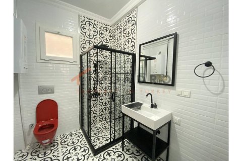 Villa for sale in Fatih, Istanbul, Turkey, 5 bedrooms, 250m2, No. 151702 – photo 8