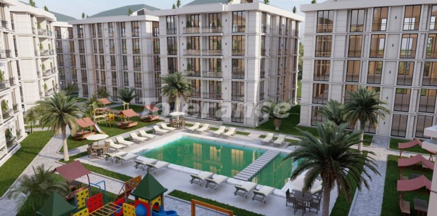 1+1 Apartment in Istanbul, Turkey No. 211700