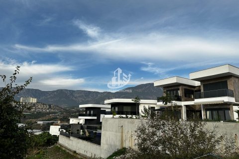 3+1 Villa i Kargicak, Alanya, Antalya, Tyrkiet Nr. 137394 - 3